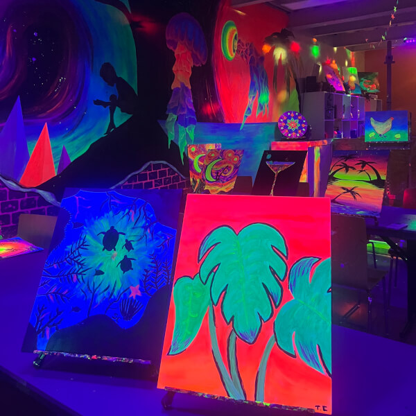 Paint in the Dark© 18+ UV Light Disco Party